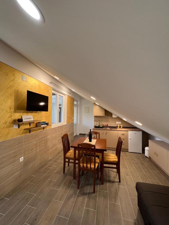 Apartment Ciro Herceg Novi Exteriör bild